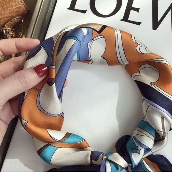 Designer Inspired Tory Silk Square Scarf - Picture 3 of 5